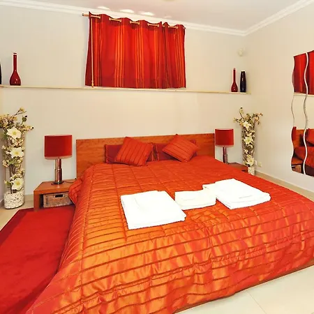 Cosy Bedrooms ליסבון